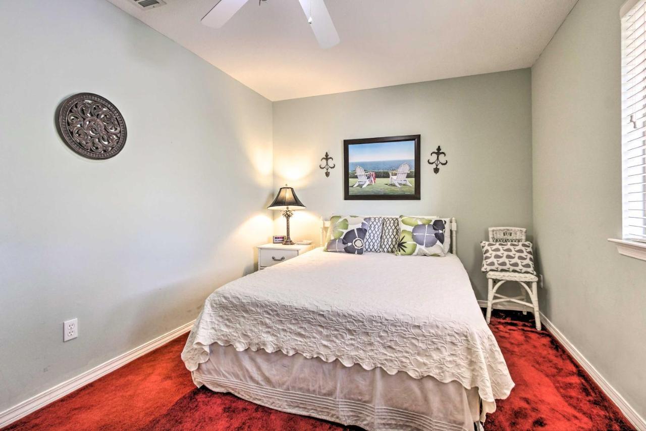 Holiday home Evolve Pcb Resort Gem With Pool Walk To Beach!